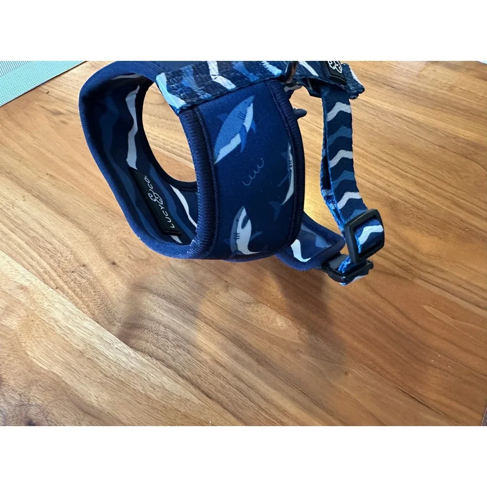 Lucy & Co. Reversible Dog Harness Shark & Waves Print Blue Neoprene‎ Size S**